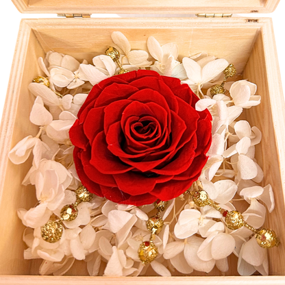 Timeless Rose Wooden Box: A Natural Touch of Christmas Elegance